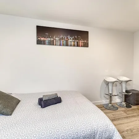 Moderne 2 Personnes Pres De La Bastille Apartment